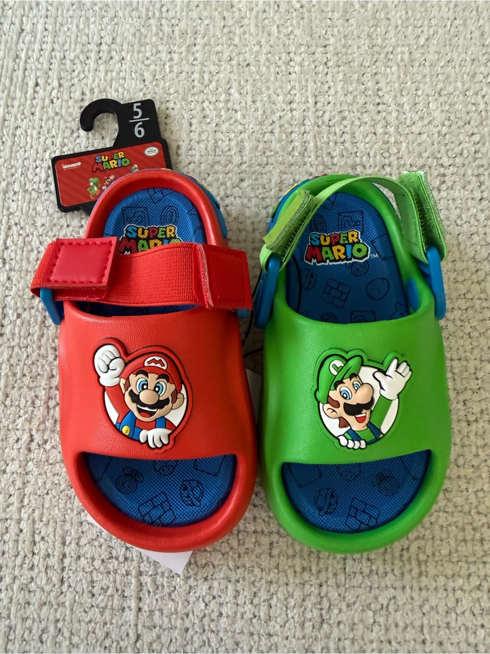 Nintendo Super Mario Kids Sandals in Red and Green